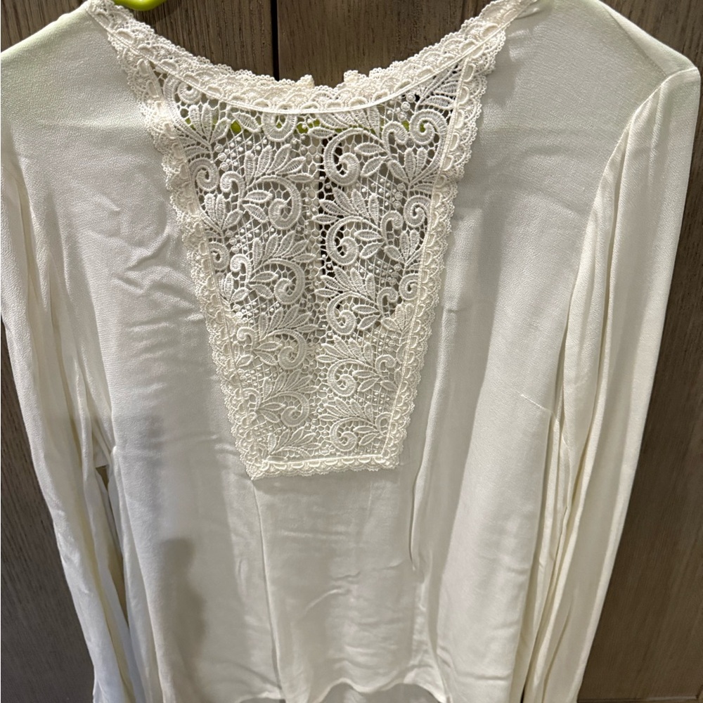 Elegant White Lace Blouse